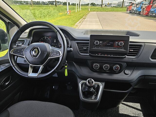 Hochdachkombi RENAULT TRAFIC 2.0 DCI L2H1 Airco LED Euro6