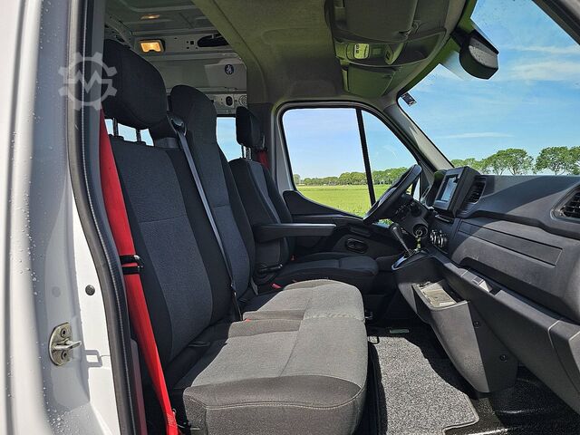 Hochdachkombi RENAULT MASTER 2.3 L2H2 Dubbele Cabine