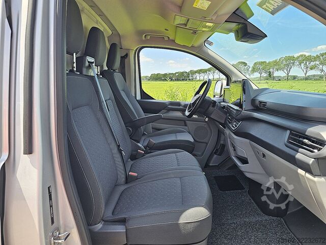 Hochdachkombi FORD TRANSIT CUSTOM 2.0 L2 LIMITED 170Pk Nav