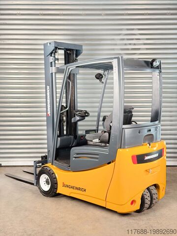 Elektro 3-Rad Jungheinrich EFG 215 - Service Neu - Batterie 96% - Triplex