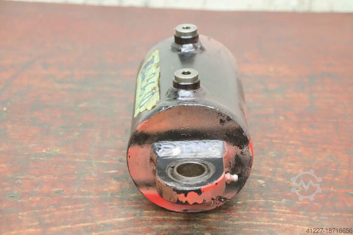 Hydraulikzylinder unbekannt Hub 75 mm
