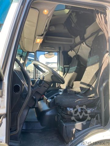 Box truck IVECO EUROCARGO 120E250 * MOTORSCHADEN * SCHLAFKABINE