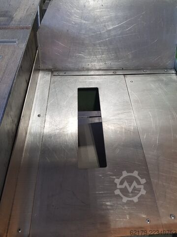 Plattenaufteilsäge DeWalt Radialarmkreissäge 300 mm Sägeblatt / 900 mm