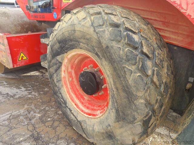 Single drum roller BOMAG BW216D5