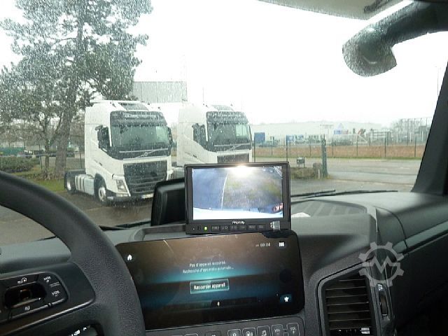 Concrete mixer Mercedes-Benz arocs