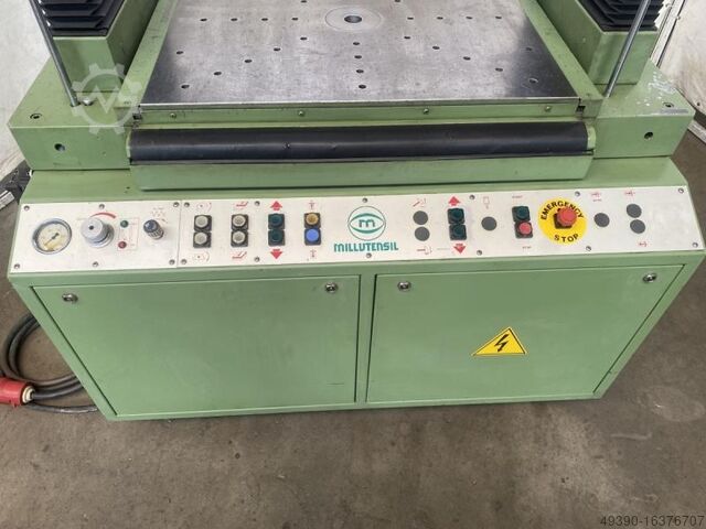 Hydraulic spotting press, tool trial press, 4-column hydraulic press, hydraulic workshop press MILLUTENSIL BV 25 PM