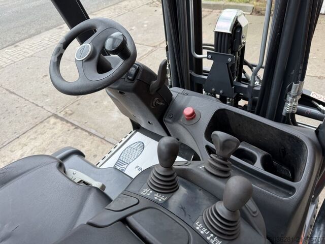 Elektro 3 Rad-Stapler Linde E16C-02