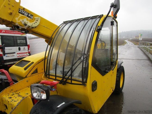 Teleskopstapler starr Genie GTH 2506 - 5,6m - 2,5 Ton. mit Palettengabel