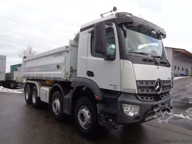 Kipper LKW MERCEDES-BENZ Arocs 3246 /Blattfederung/Bordmatik/Meiller
