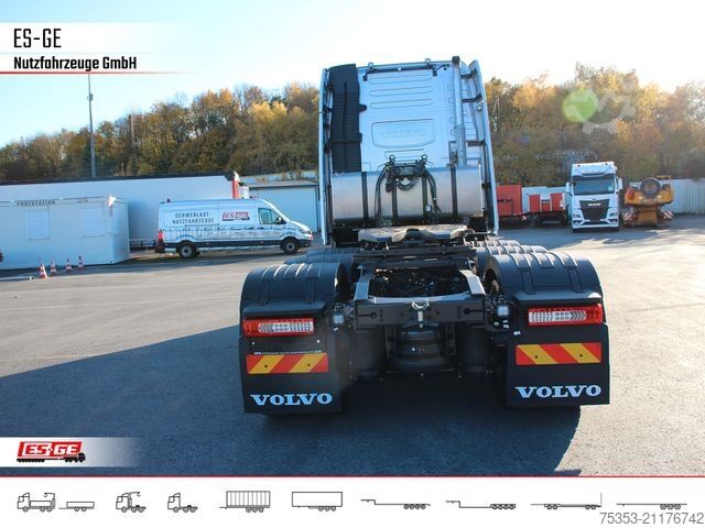 Schwerlast LKW/SZM VOLVO FH 551 8x4 Tridem VLA (Luftfederung)