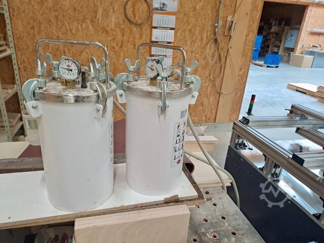 Automated gluing and carcass press  