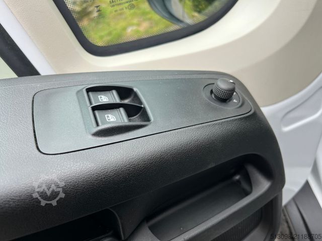 Transporter mit Kipper OPEL MOVANO DOKA 3 SEITENKIPPER KLIMAA. AHK 1.HAND