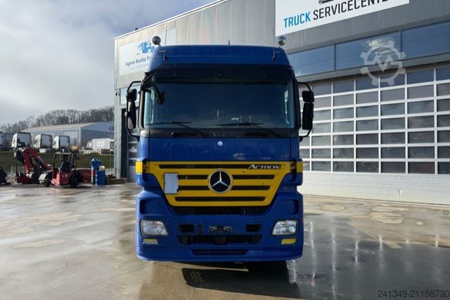 Standard SZM MERCEDES-BENZ Actros 1846 4x2 ADR