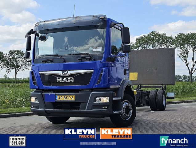 Chassis with cab M.A.N. 12.250 TGM TAILLIFT ONLY 280 KM