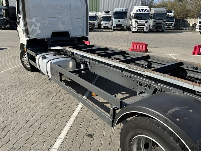 Chassis cab DAF LF 250 FA / 12 Ton / 802 dkm / 6 Cilinder / Cha...
