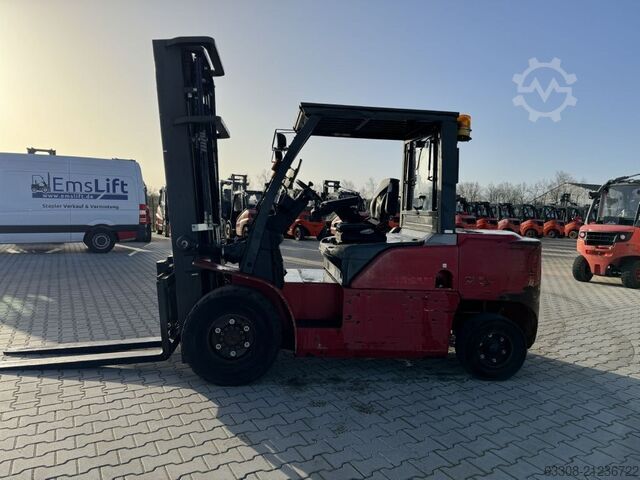 Dieselstapler Nissan DG1F4A50Y