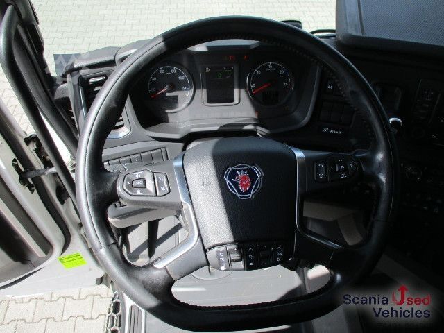 Kühlkoffer-LKW Scania R 450 B6x2*4NB / Durchladezug / Lbw.