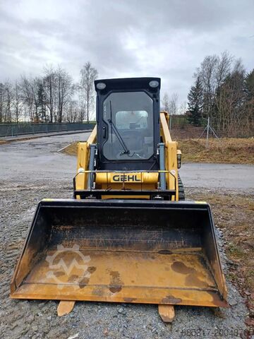 Compact Loaders Gehl RT 175