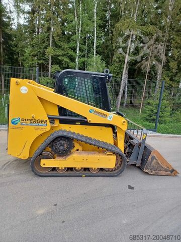 Compact Loaders Gehl RT 165