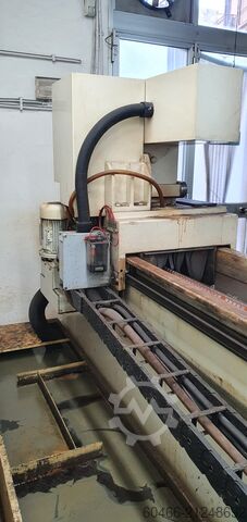 Messer Schleifmaschine MVM K250