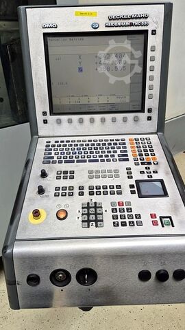 Vertical machining center Deckel Maho DMC 104 V linear