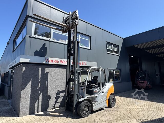 Still RX70-40 Triplo 400 Freelift / Sideshift / Fork positioner Container Truck Deutz Diesel 2014 STILL RX70-40 Triplo 400 Freelift / Sideshift / Vorkversteller ContainerTruck Deutz Diesel 2014