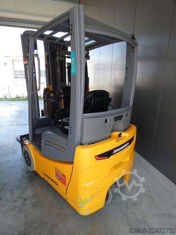 Electric 3-wheel forklift Jungheinrich EFG 215 - 480 DZ