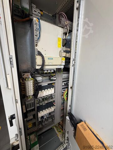 Universal-Bearbeitungszentrum AXA VHC-2-1760-XTS