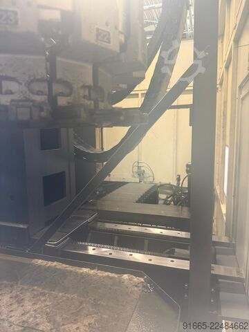 Universal-Bearbeitungszentrum AXA VHC-2-1760-XTS