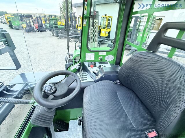Vierwegestapler Combilift C4500 DIESEL DUPLEX WIDE FORK POSITIONER