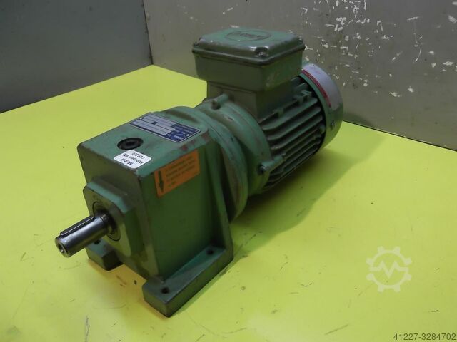 Gear motor 0.6 kW 30 rpm Dietz FDR71A/8Q