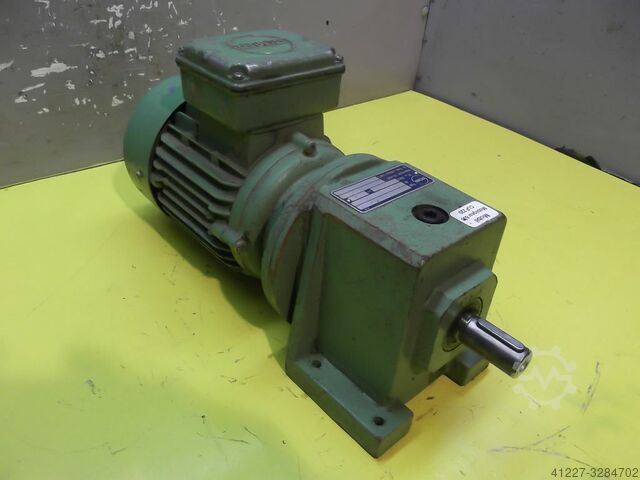 Gear motor 0.6 kW 30 rpm Dietz FDR71A/8Q