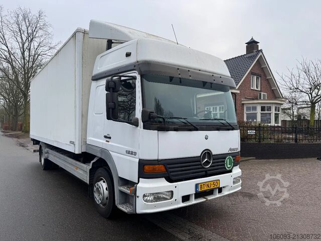 Koffer Mercedes-Benz Atego 1223 Bakwagen Handgeschakeld