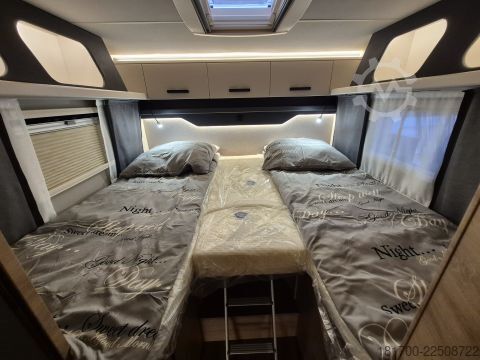 Teilintegriertes Wohnmobil Knaus L!VE WAVE 650 MEG Black Selection *TraumMobil*Autark e*