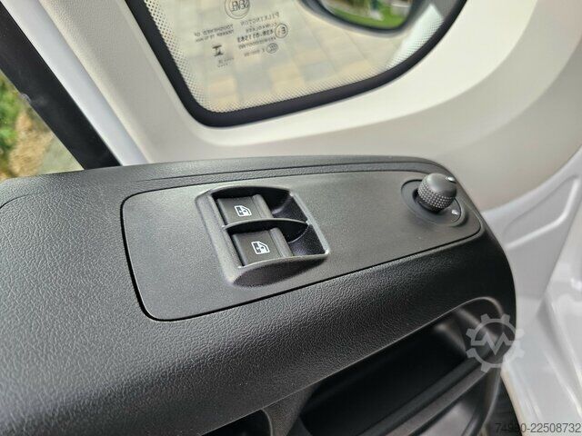 Van Fiat Ducato MAXI 35 Sandwichkoffer 4,9 Meter Navi