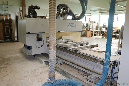 CNC with brackets for doors, stairs .... Maka 4- Achsen HC 55
