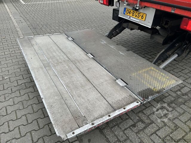 Curtain sided DAF CF 370 FA / 698 dkm / Curtainside / Loadlift / ...