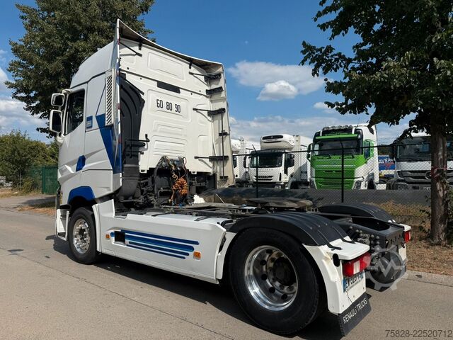 Standard tractor unit RENAULT T High 520 / Bycool