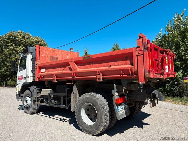 Kipper LKW VOLVO FM7  310  /  3 seiten Kipper
