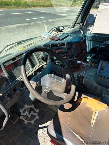 Kipper LKW VOLVO FM7  310  /  3 seiten Kipper