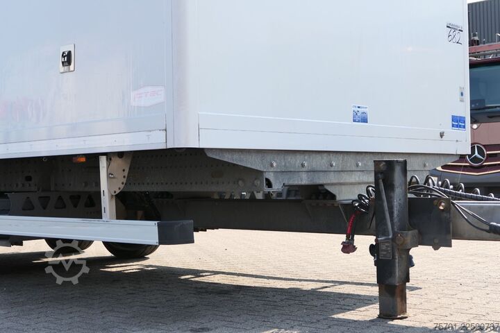 Autotransporter Anhänger  FTEC 2TAK Autotransporter Seilwinde