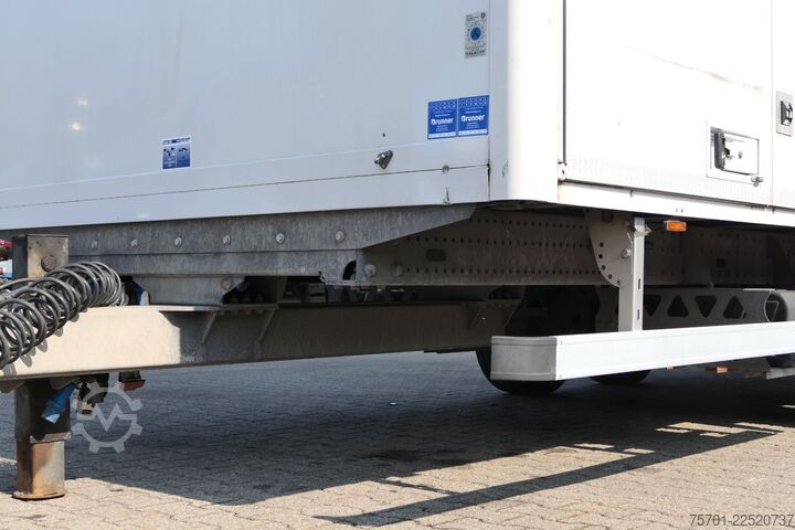 Autotransporter Anhänger  FTEC 2TAK Autotransporter Seilwinde