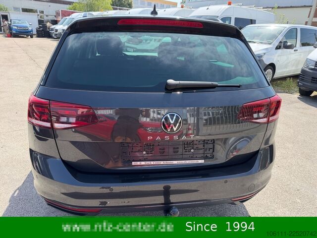 Kleinbus VW Passat Variant Business ACC