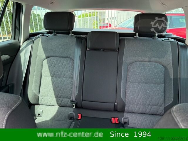 Minibus VW Passat Variant Business ACC