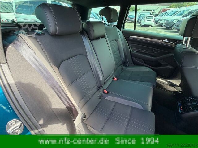 Minibus VW Passat Variant Alltrack 4Motion 2.0 TDI HeadUP