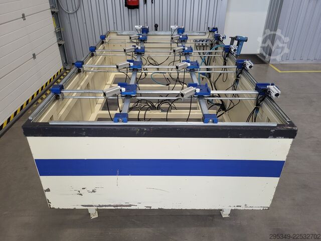 Georgische Stangenmontagetisch BENJ WERFELI SMT-8