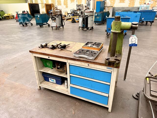 Workbench with contents BEDRUNKA + HIRTH nan