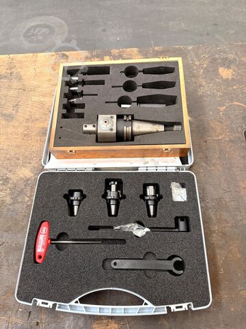 Workbench with contents BEDRUNKA + HIRTH nan