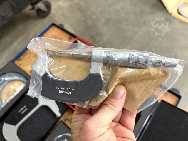 Lot of micrometers Bow Gauge Screws 