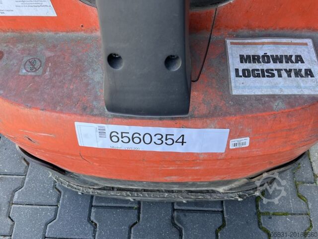 Electric Pallet Truck BT LWE200